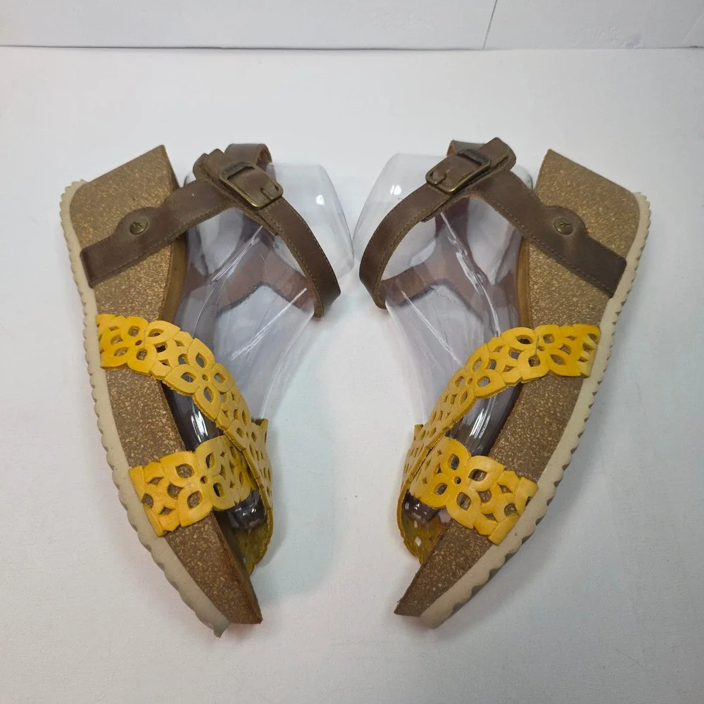Wanda Panda W's Cork WedgeSandalsYellowFlower‎ Cutout Brown Ankle Strap Sz 41